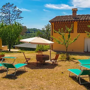 Agriturismo Podere Le Tombe Casa di campagna